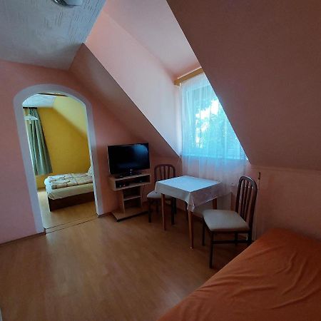Petra Vendeghaz Apartment Bük Екстериор снимка