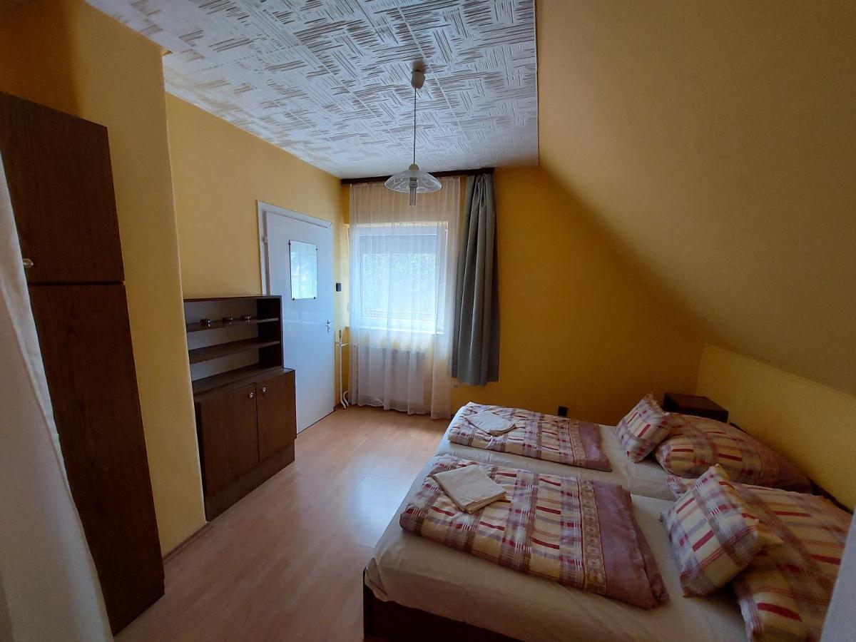 Petra Vendeghaz Apartment Bük Екстериор снимка