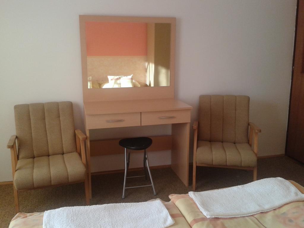 Petra Vendeghaz Apartment Bük Стая снимка