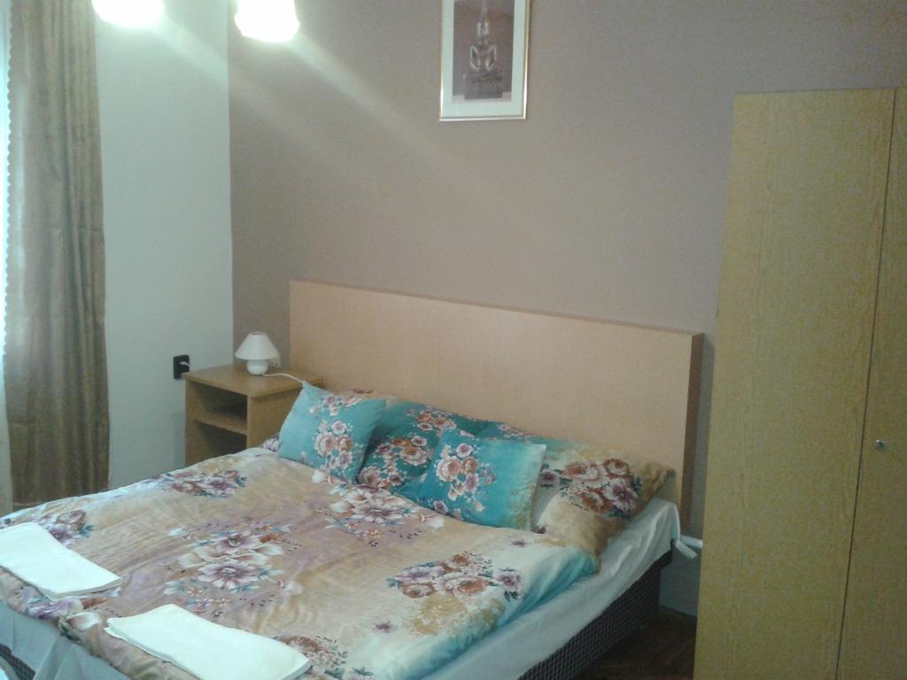 Petra Vendeghaz Apartment Bük Стая снимка